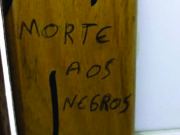 Frases racistas são escritas no banheiro da Unisc