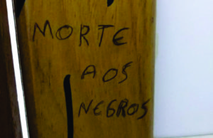 Frases racistas são escritas no banheiro da Unisc