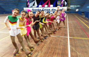 Poli recebe o Torneio Nacional de Patinação