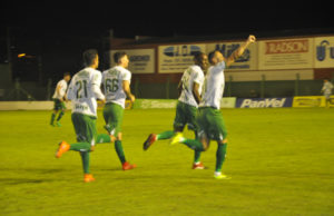Periquito 100% vai a Tramandaí nesta quarta