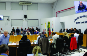 Oito matérias ingressam na sessão de segunda-feira