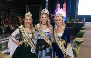 Rainha Ana Julia Metz e Princesas Alline Bellina e Bruna Cruz são as Soberanas da 34ª Oktoberfest