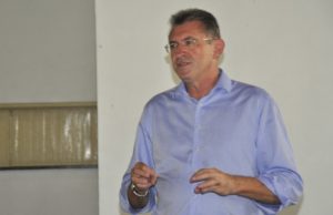 Heitor Schuch realiza doações ao Hospital Ana Nery