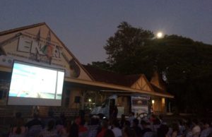 Santa Cruz recebe cinema itinerante movido à energia solar