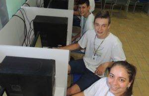 Instituto Crescer Legal, prefeitura e Comdica revitalizam laboratório de informática em Candelária