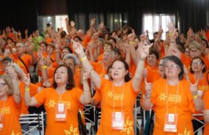 Grupo da Maturidade Ativa Sesc de Santa Cruz do Sul recebe reconhecimento em Torres
