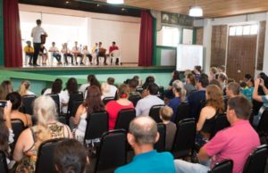 Crianças e adolescentes mostram resultados do ano