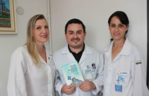 Assistentes sociais do Hospital Santa Cruz publicam capítulo de livro