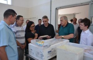 Abatedouro de peixes é inaugurado em Linha Santa Cruz
