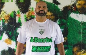China Balbino assume comando técnico do Avenida