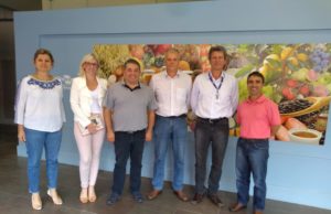 CVT visita Embrapa para apresentar proposta de cursos