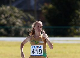 Jaque Weber estreia e assume liderança do ranking nacional