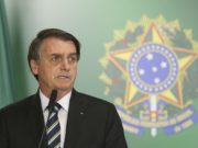 Bolsonaro cria 13º salário para o Bolsa Família