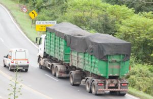Caminhoneiros sinalizam para uma nova greve