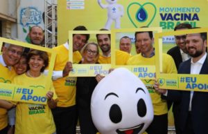 Governador e ministro dão início à campanha da vacinação