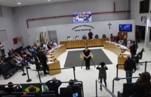 Câmara aprova reserva de cotas para negros em concursos públicos