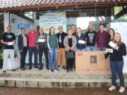 CDL Santa Cruz entrega prêmios do sorteio do Dia dos Pais