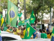 Paralisação: Manifestantes ocupam Praça Getúlio Vargas