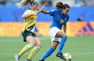 Brasil sofre primeira derrota na Copa do Mundo