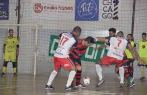 Assaf vai atrás da vitória bem longe de casa