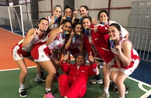 Equipe de basquete do Mauá é campeã invicta em Cascavel