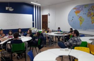 Educar-se e Centro de Línguas promovem imersão bilíngue