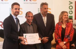 Luiz Ricardo segue como coordenador