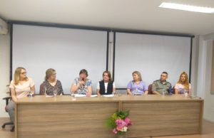 Semana da Não Violência Contra a Mulher encerra com seminário