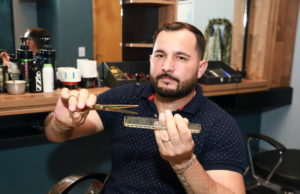 D'Soares: barbas e cabelos com estilo