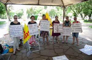 Número de escolas estaduais paralisadas aumenta