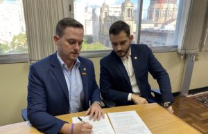 Deputados propõem meia-entrada universal