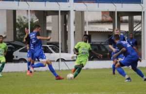 Empate em amistoso com cara de Divisão de Acesso