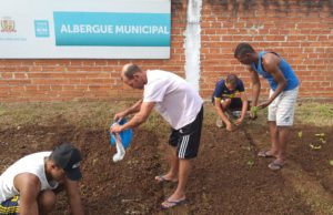 Santa Cruz: Atividades no Albergue Municipal