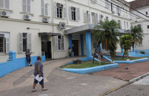 Saúde | Hospital Santa Cruz emite nota indicando superlotação