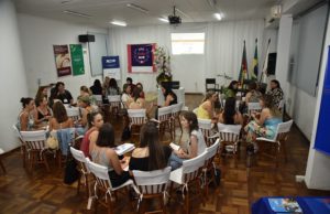 Março Mulher: Networking e negócios marcaram a terceira noite do evento