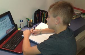 Educandários aderem à tecnologia para manterem aulas