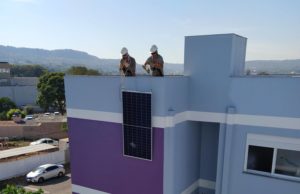 Aapecan começa a receber painéis solares