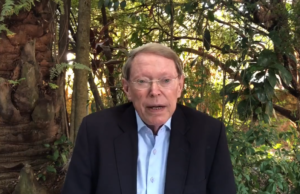 Prefeito anuncia antecipação da primeira parcela do 13º salário para servidores municipais