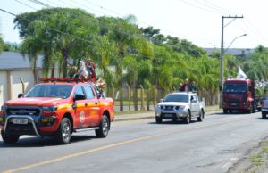 Templo de Umbanda Pai Ogum Beira-Mar e Mãe Oxum realiza carreata com medidas restritivas