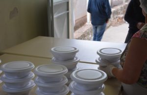 Saiba como retirar marmitas da Prefeitura