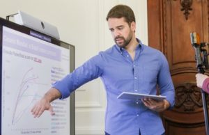 “Não é volta à normalidade”, diz Leite, ao apresentar modelo de distanciamento social controlado