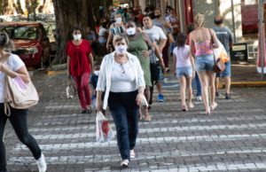 Santa Cruz: uso de máscaras em todos os locais será obrigatório a partir de amanhã