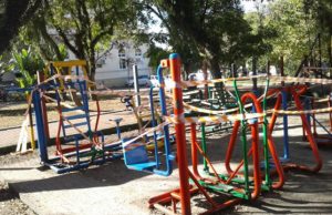 Prefeitura de Santa Cruz isola playgrounds e academias ao ar livre para evitar aglomerações