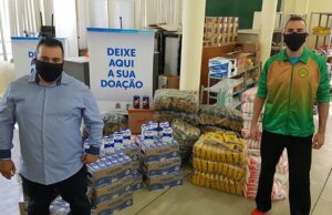 AMO doa uma tonelada de alimentos