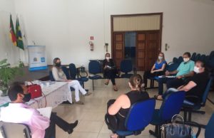 Vale do Rio Pardo: Municípios debatem volta às aulas a distância