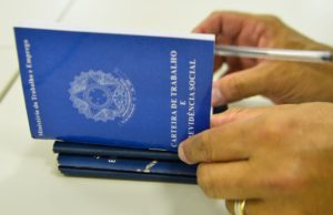 IBGE: taxa de desemprego de jovens atinge 27,1% no primeiro trimestre
