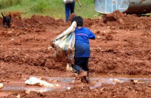 Pandemia pode levar 86 milhões de crianças à situação de pobreza