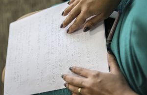 Pessoas com deficiência visual terão leitura em tela na prova do Enem