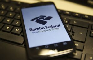 Receita paga hoje as restituições do primeiro lote do IRPF 2020