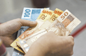 8,3 milhões de brasileiros tiveram o auxílio emergencial aprovado nesta madrugada